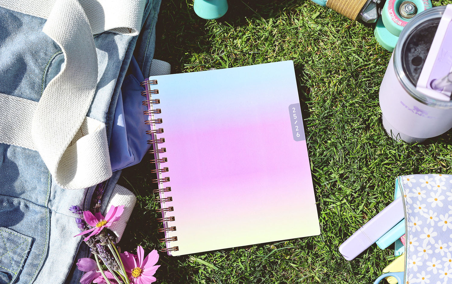 ombre rainbow front cover on this 2025-2026 planner notes